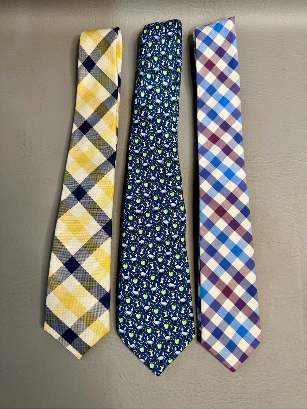 3 Boys Ties Lot- Silk Class Club, Silk Vineyard Vines, Cotton Crewcuts Boys 8-14